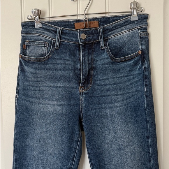Judy Blue - Aurora High Rise Vintage Wash Kick Flare With Released Hem - 1/25 - Picture 6 of 11